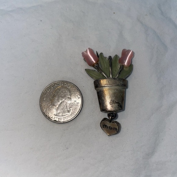 Pink Tulip Glass Flower In Pot Green Enamel Leaves Mom Brooch Pin VTG READ - Picture 3 of 4